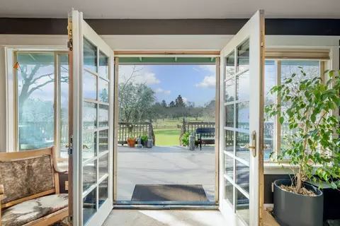 Entry Way - 17293 Perimeter Rd, Grass Valley, CA 95949 photo 1 of 1