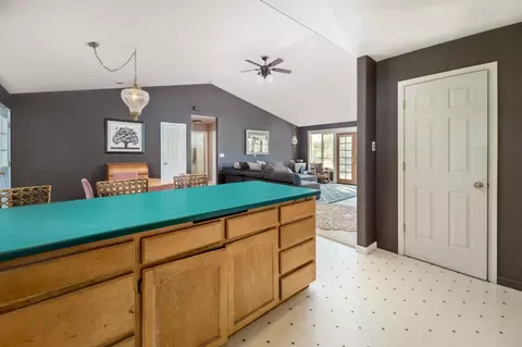 Kitchen - 17293 Perimeter Rd, Grass Valley, CA 95949 photo 6 of 6
