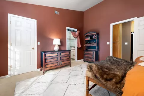 Bedroom - 17293 Perimeter Rd, Grass Valley, CA 95949 photo 3 of 6