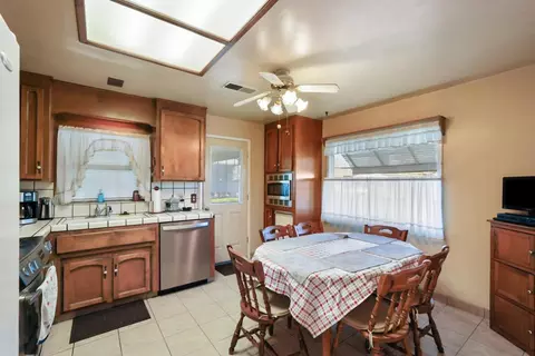 5521 8th St, Keyes, CA 95328 photo 4