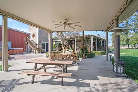 Exterior - 406 N Gratton Rd, Turlock, CA 95380 photo 6 of 17