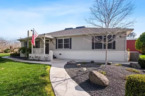 Exterior - 406 N Gratton Rd, Turlock, CA 95380 photo 1 of 17