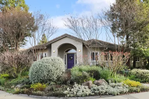 1513 Hampton Dr, Davis, CA 95616 photo 2