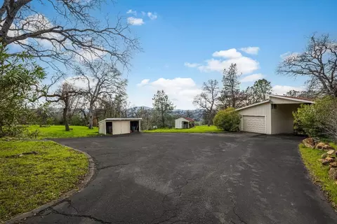 Exterior - 1502 Arrowbee Dr, Placerville, CA 95667 photo 4 of 17