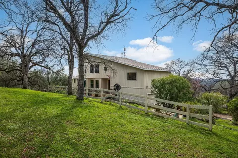 Exterior - 1502 Arrowbee Dr, Placerville, CA 95667 photo 2 of 17
