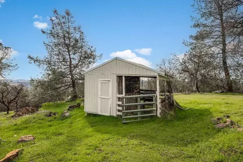 Exterior - 1502 Arrowbee Dr, Placerville, CA 95667 photo 6 of 17