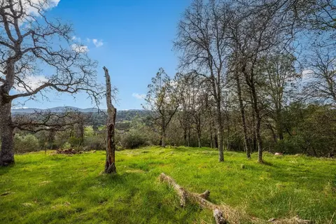 Exterior - 1502 Arrowbee Dr, Placerville, CA 95667 photo 7 of 17