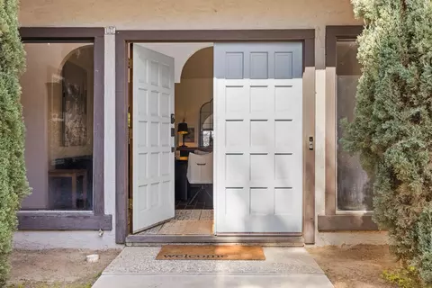 Entry Way - 591 E Tuolumne Rd, Turlock, CA 95382 photo 1 of 9