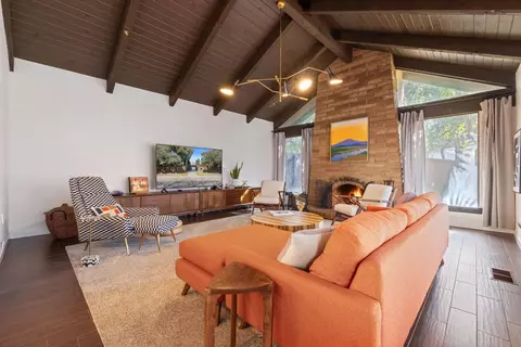 Living - 591 E Tuolumne Rd, Turlock, CA 95382 photo 2 of 3