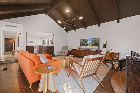 Living - 591 E Tuolumne Rd, Turlock, CA 95382 photo 3 of 3