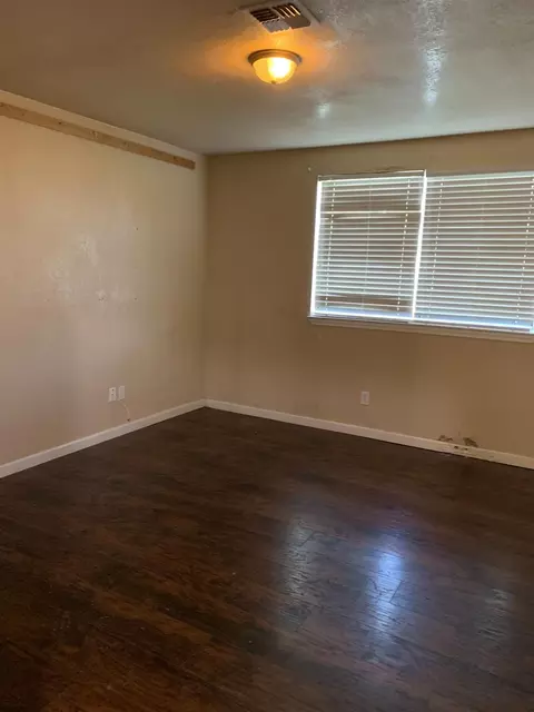 Bedroom - 6436 Elder Creek Rd, Sacramento, CA 95824 photo 2 of 6