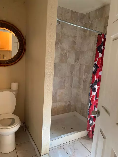 Bath - 6436 Elder Creek Rd, Sacramento, CA 95824 photo 1 of 3