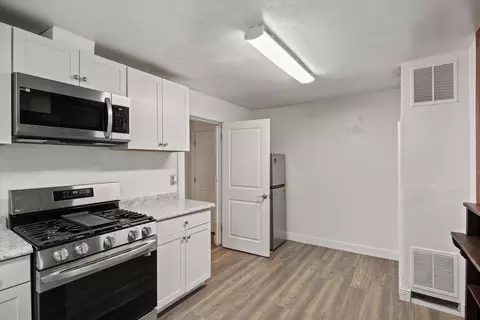 Kitchen - 9744 N St, Live Oak, CA 95953 photo 3 of 4