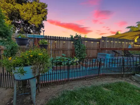 Exterior - 971 Ranch Rd, Galt, CA 95632 photo 8 of 32