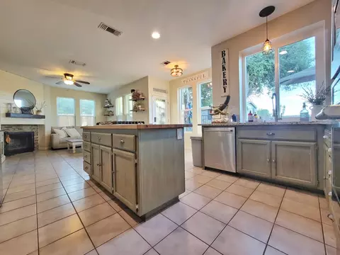 Kitchen - 971 Ranch Rd, Galt, CA 95632 photo 1 of 6