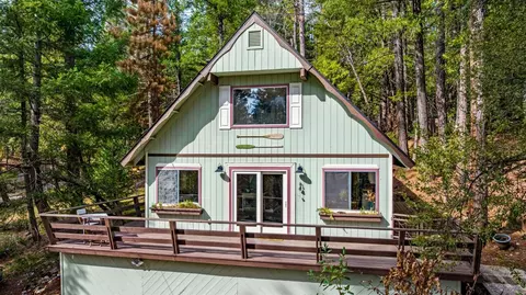 15994 Mountain View Dr, Nevada City, CA 95959