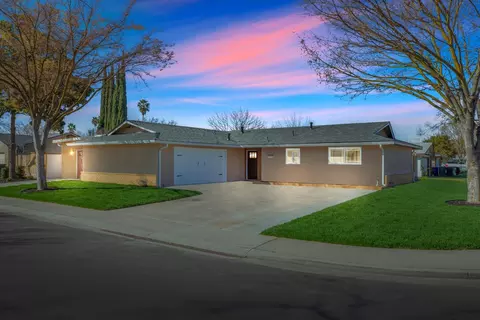 1909 Fairfax Ave, Modesto, CA 95355 photo 2