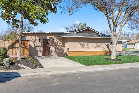 1909 Fairfax Ave, Modesto, CA 95355 photo 4
