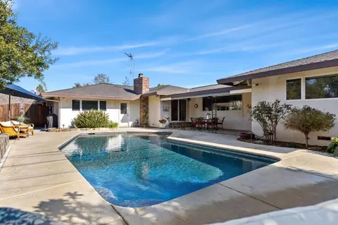 1401 Mendota Way, Carmichael, CA 95608 photo 2