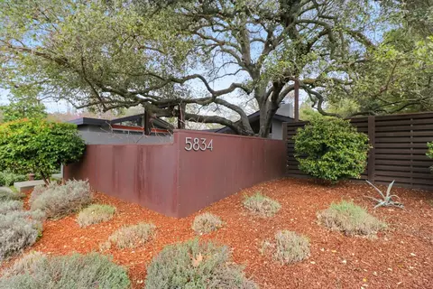 5834 River Oak Way, Carmichael, CA 95608 photo 2