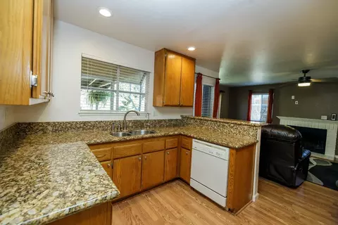 617 Finster St, Patterson, CA 95363 photo 10