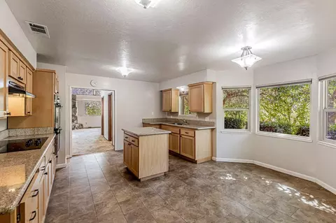 Kitchen - 34791 Creeksedge Rd, Davis, CA 95616 photo 5 of 5