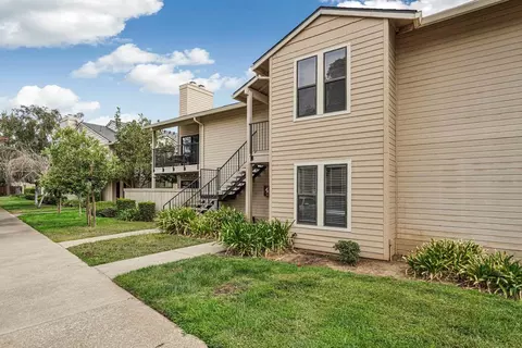 Exterior - 2401 Eilers Ln #805, Lodi, CA 95242 photo 6 of 14