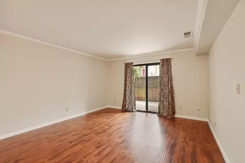 Living - 2401 Eilers Ln #805, Lodi, CA 95242 photo 2 of 7