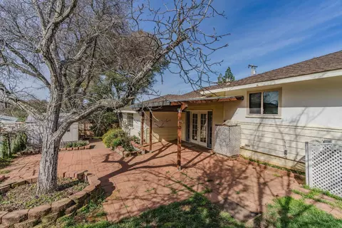 Exterior - 50 Opal St, Sutter Creek, CA 95685 photo 4 of 8