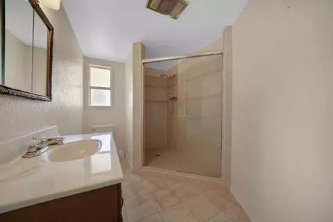 Bath - 50 Opal St, Sutter Creek, CA 95685 photo 3 of 3