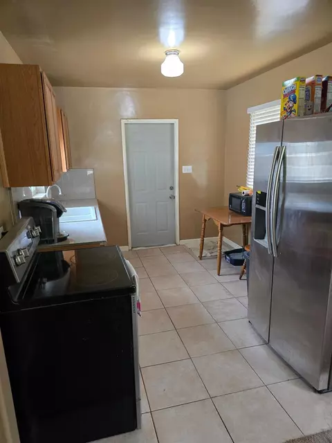 1630 Wolf Ave, Modesto, CA 95358 photo 8