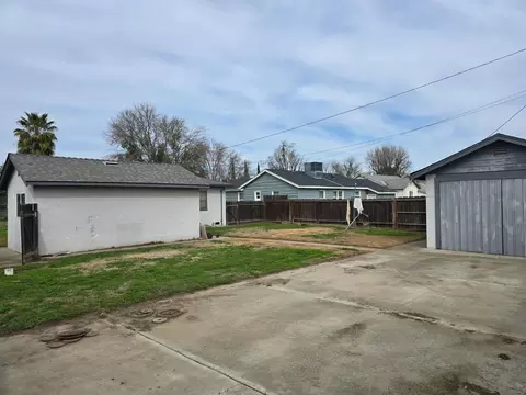 1630 Wolf Ave, Modesto, CA 95358 photo 4