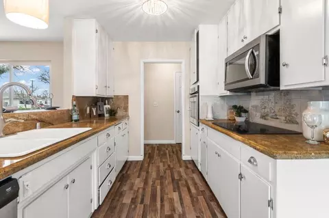 1213 Multnomah Dr, Modesto, CA 95350 photo 9