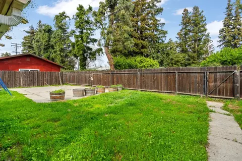 1213 Multnomah Dr, Modesto, CA 95350 photo 32
