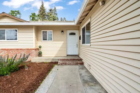 1213 Multnomah Dr, Modesto, CA 95350 photo 2