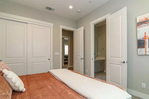 Bedroom - 4305 Red Maple Ct, Rocklin, CA 95765 photo 6 of 8