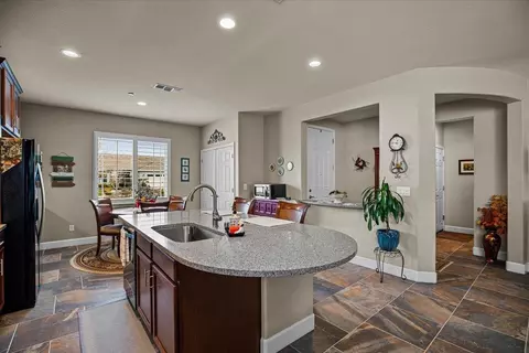 Kitchen - 2649 Bellchase Dr, Manteca, CA 95336 photo 3 of 6
