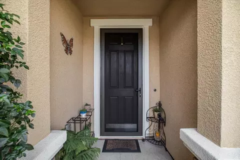 Entry Way - 2649 Bellchase Dr, Manteca, CA 95336 photo 1 of 8