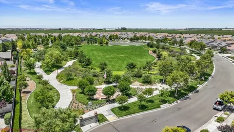 View/Area - 2649 Bellchase Dr, Manteca, CA 95336 photo 20 of 24
