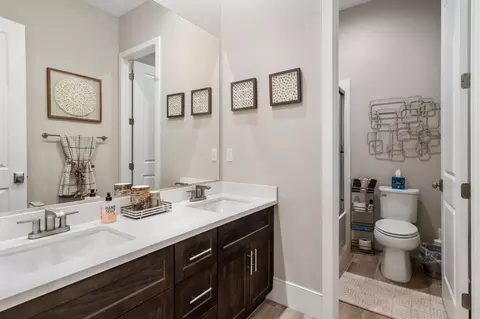 2666 Primrose Dr, Lodi, CA 95242 photo 8