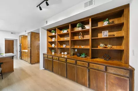 Entry Way - 824 Malaga Ave, Davis, CA 95616 photo 5 of 7