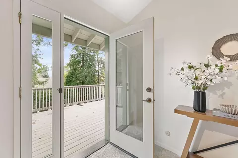 Entry Way - 824 Malaga Ave, Davis, CA 95616 photo 7 of 7