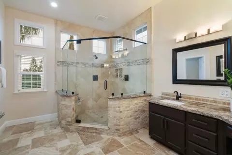 Bath - 2680 Taylor Rd, Penryn, CA 95663 photo 3 of 7