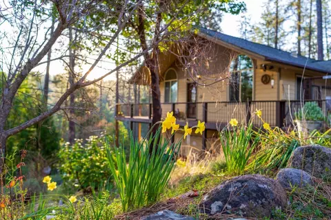 13032 Hoot Owl Rd, Nevada City, CA 95959