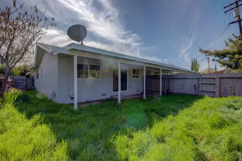2025 Celeste Dr, Modesto, CA 95355 photo 6