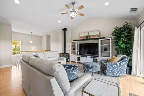 Living - 1530 Barrett Dr, Placerville, CA 95667 photo 4 of 10