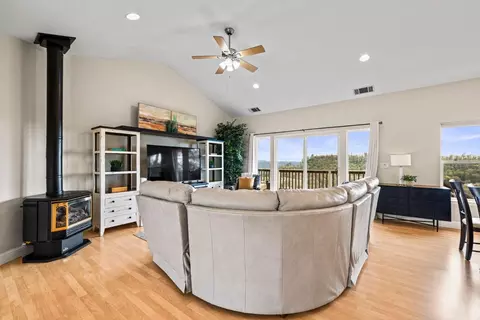 Living - 1530 Barrett Dr, Placerville, CA 95667 photo 3 of 10