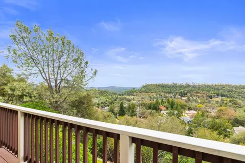 Exterior - 1530 Barrett Dr, Placerville, CA 95667 photo 6 of 17