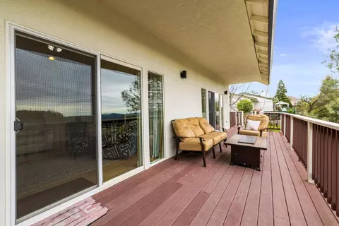 Exterior - 1530 Barrett Dr, Placerville, CA 95667 photo 4 of 17