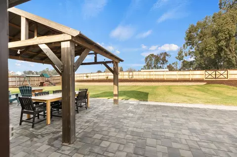 Exterior - 10330 Browning St, Elverta, CA 95626 photo 7 of 16